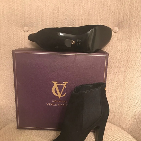 Vince Camuto boots - Picture 3 of 7
